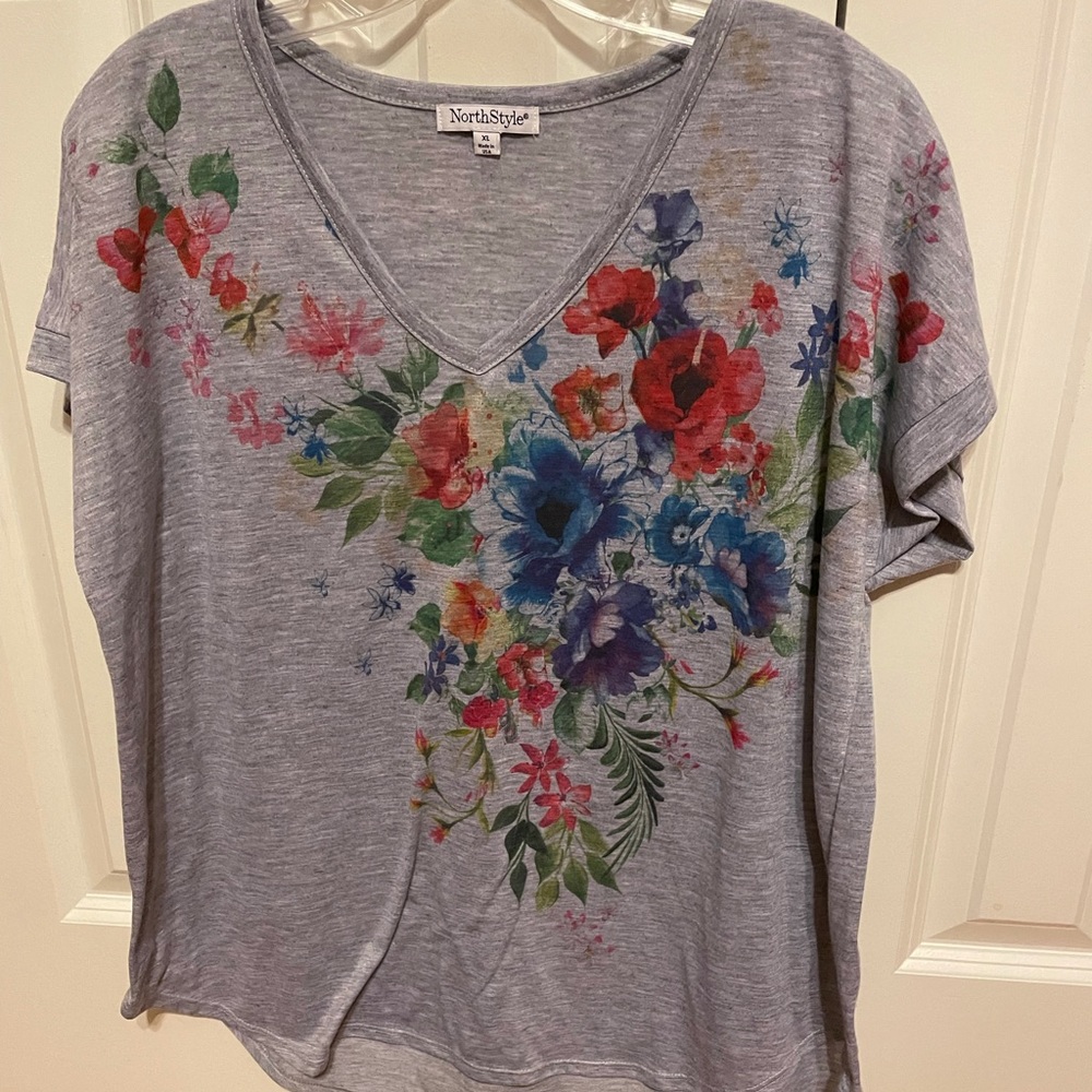North style Floral T